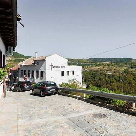 Апартамент Трапезица Veliko Tarnovo Luaran gambar