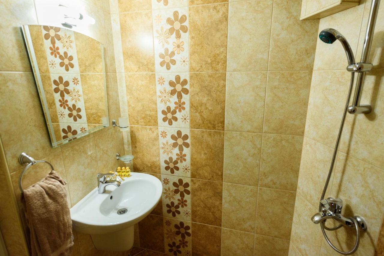Апартамент Трапезица Veliko Tarnovo Luaran gambar